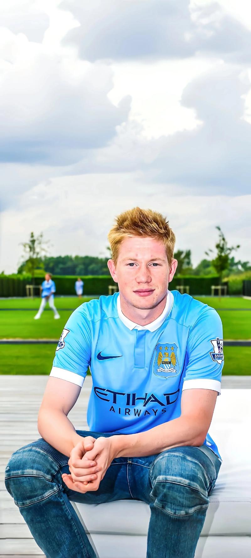 西班牙此前10次对阵乌拉圭5胜5平保持不败，打进16球丢8球