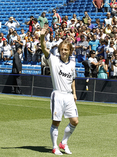 拉齐奥1-1博洛尼亚，伊萨克森打破僵局， 延斯-厄德高救主