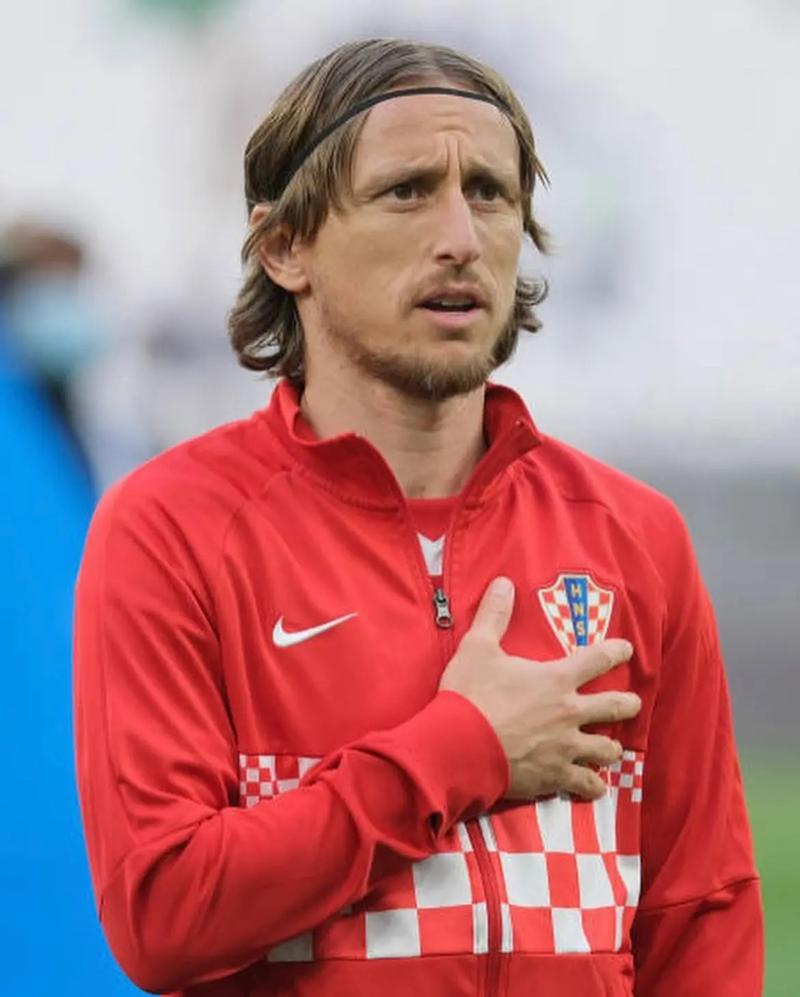 自加盟勇士以来，巴特勒助攻上双的比赛球队5场全胜