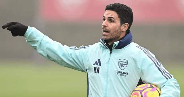 巴萨官方：受大雾影响，球队客战贝蒂斯的航班延误一小时