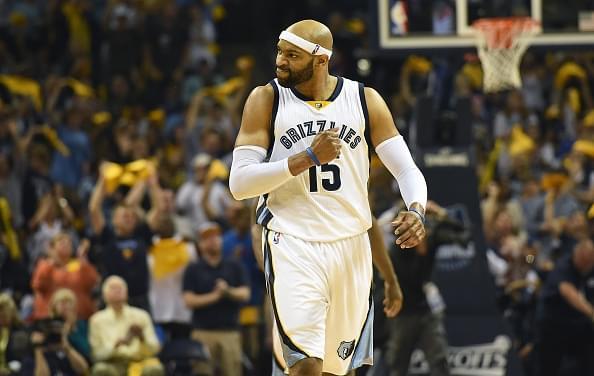 球员场上行 球员场上行